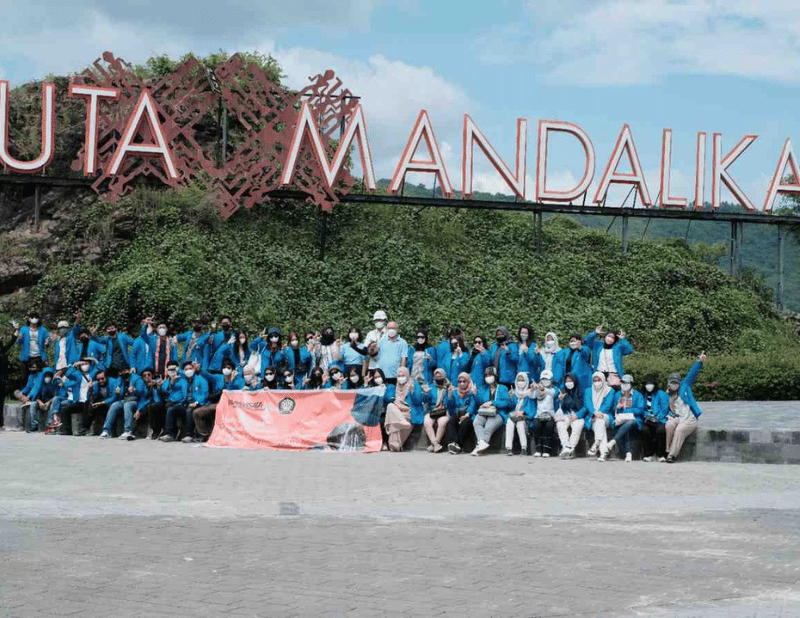 group tour lombok